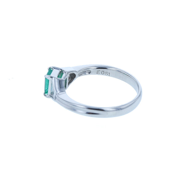 Pt900 プラチナ エメラルド0.51ct ダイヤ0.34ct リング 指輪 レディース 11号 【中古】