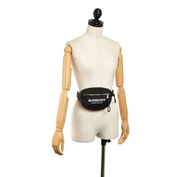 バーバリー ウエストバッグ ブラック ナイロン ユニセックス BURBERRY 【中古】