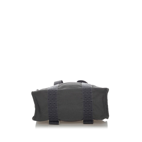 エルメス エールラインアドMM リュック バックパック グレー キャンバス メンズ HERMES 【中古】
