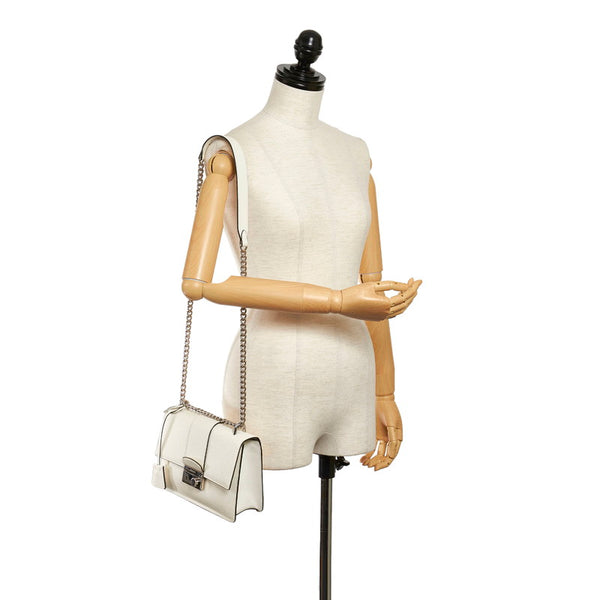 プラダ サフィアーノ 1BD034 ホワイト レザー チェーン ショルダーバッグ レディース PRADA 【中古】