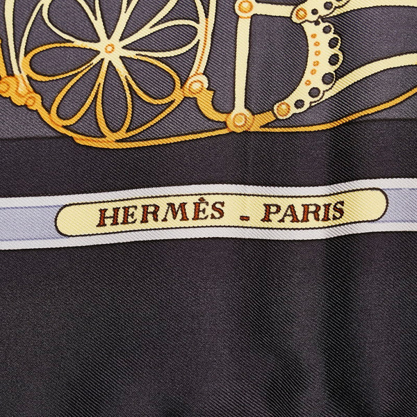 エルメス カレ90 LES MUSEROLLES 鼻革 スカーフ グレー ブラック シルク レディース HERMES 【中古】