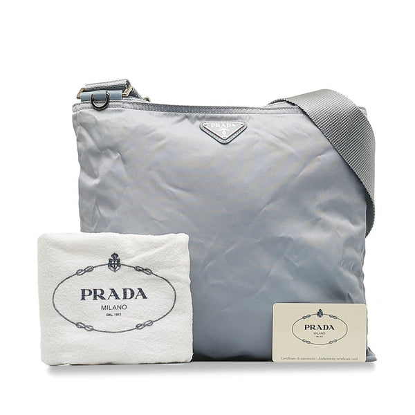 プラダ 三角ロゴプレート 斜め掛け ショルダーバッグ BT0175 グレー ナイロン レディース PRADA 【中古】