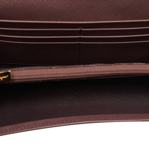 サルヴァトーレフェラガモ ガンチーニ 長財布 パープル レザー レディース Salvatore Ferragamo 【中古】