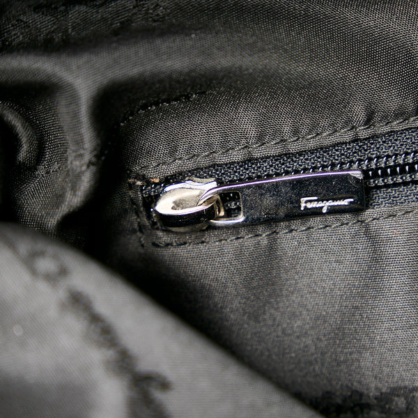 サルヴァトーレフェラガモ 肩掛け ショルダーバッグ AU-21 1208 ネイビー ブラック キャンバス レザー レディース Salvatore Ferragamo 【中古】