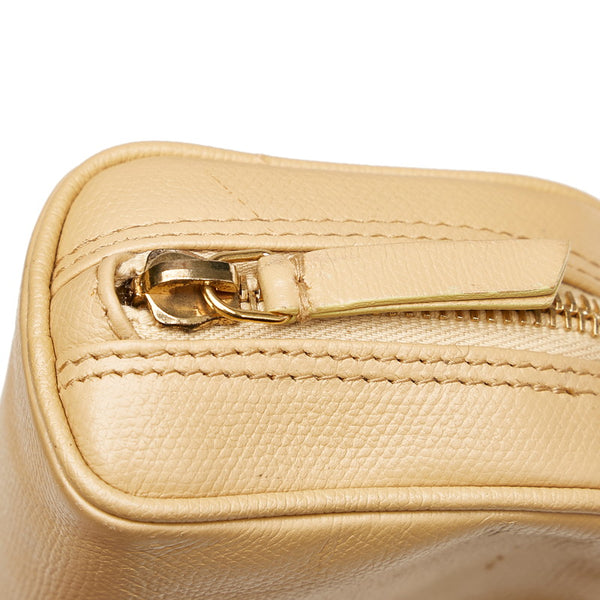 シャネル ココマーク ベージュ レザー ポーチ レディース CHANEL 【中古】