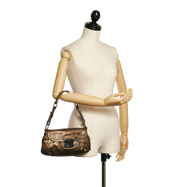 プラダ ワンショルダーバッグ ゴールド レザー レディース PRADA 【中古】