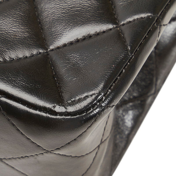 シャネル マトラッセ ダブルフラップ チェーンショルダーバッグ ブラック レザー レディース CHANEL 【中古】