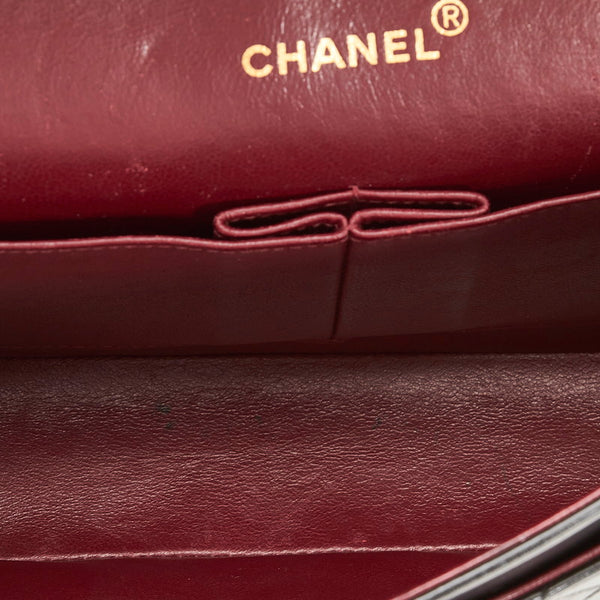 シャネル マトラッセ ダブルフラップ チェーンショルダーバッグ ブラック レザー レディース CHANEL 【中古】