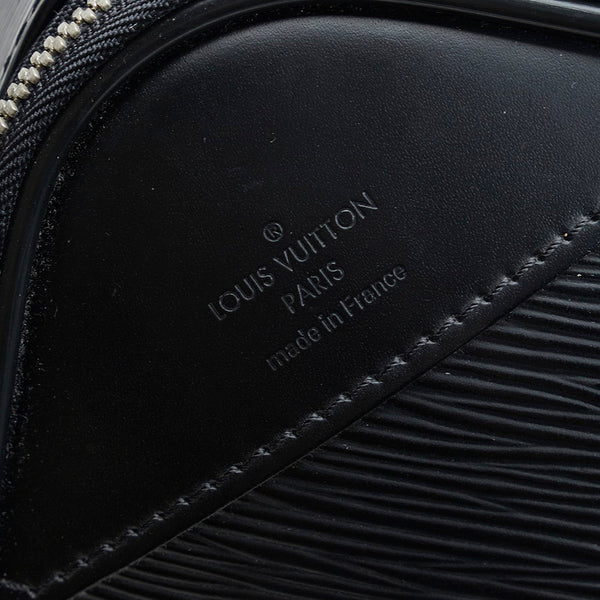 ルイ ヴィトン エピ ベガス55 キャリーバッグ M23621 ノワール　ブラック レザー レディース LOUIS VUITTON 【中古】