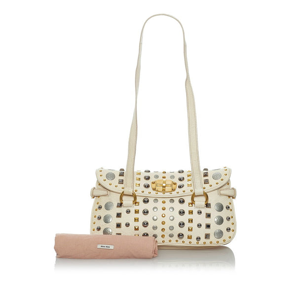 ミュウミュウ スタッズ ホワイト レザー ショルダーバッグ レディース MIUMIU 【中古】