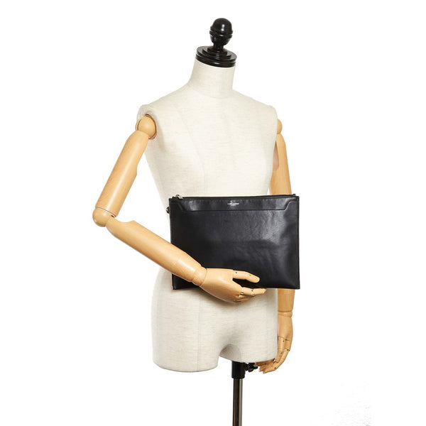 サンローラン ブラック レザー クラッチバッグ メンズ SAINT LAURENT 【中古】