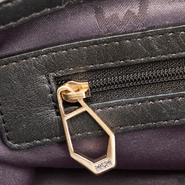 エム シー エム ロゴグラム 型押し ハンドバッグ ショルダーバッグ 2WAY ブラック レザー レディース MCM 【中古】