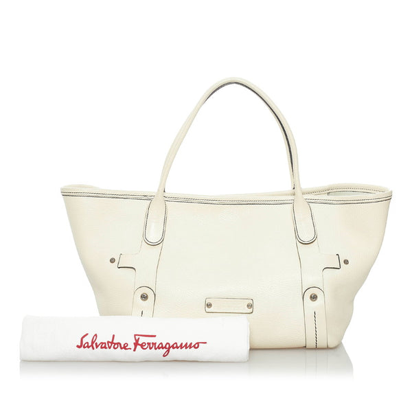サルヴァトーレフェラガモ トートバッグ FH-21 8423 ホワイト レザー レディース Salvatore Ferragamo 【中古】