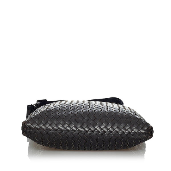 ボッテガヴェネタ イントレチャート 斜め掛け ショルダーバッグ ブラウン レザー メンズ BOTTEGAVENETA 【中古】