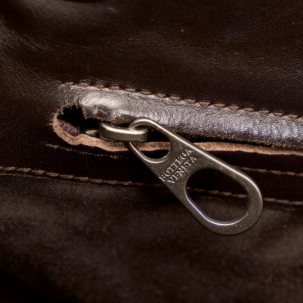 ボッテガヴェネタ イントレチャート 斜め掛け ショルダーバッグ ブラウン レザー メンズ BOTTEGAVENETA 【中古】