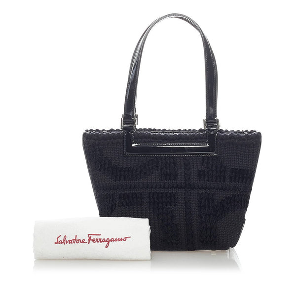 サルヴァトーレフェラガモ ハンドバッグ ブラック ウール パテントレザー レディース Salvatore Ferragamo 【中古】