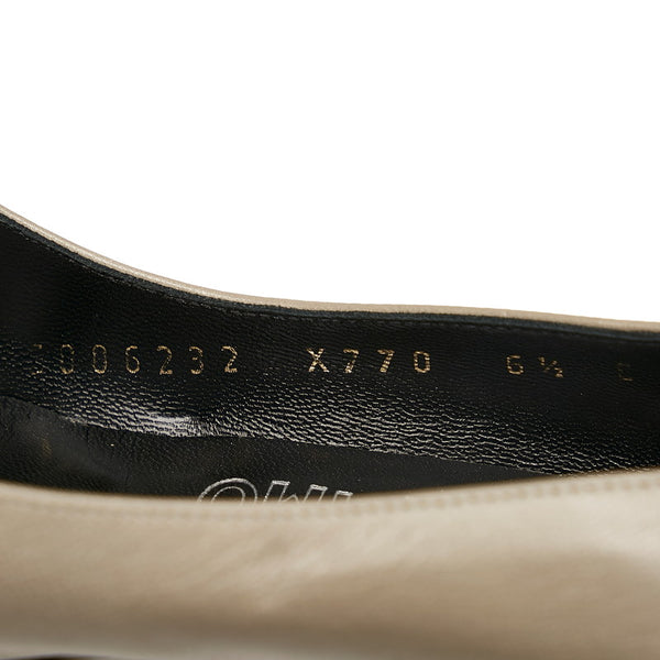 サルヴァトーレフェラガモ パンプス グレー レザー レディース Salvatore Ferragamo 【中古】