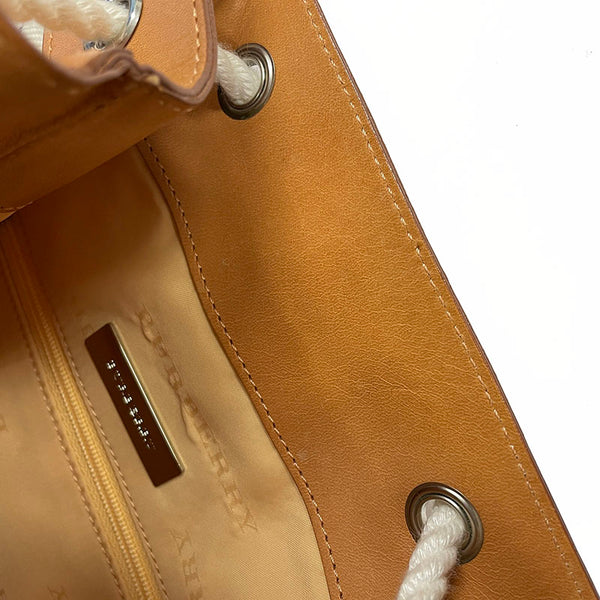 バーバリー マルチボーダー ホワイト キャンバス レザー リュック バックパック マリンバッグ レディース BURBERRY 【中古】