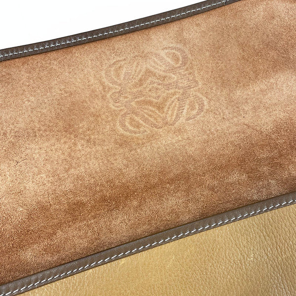 ロエベ アナグラム キャメル レザー ポーチ レディース LOEWE 【中古】