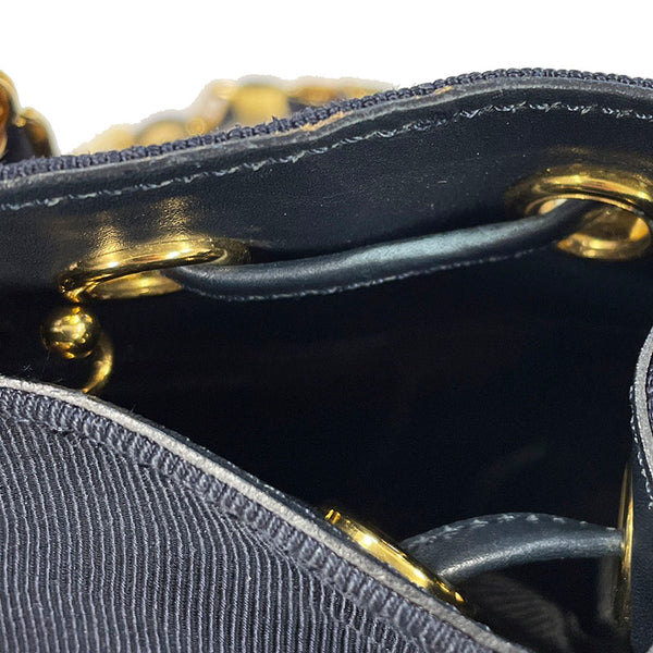 サルヴァトーレフェラガモ ヴァラ AU-21-5666 ネイビー ゴールド キャンバス リュック デイパック レディース Salvatore Ferragamo 【中古】