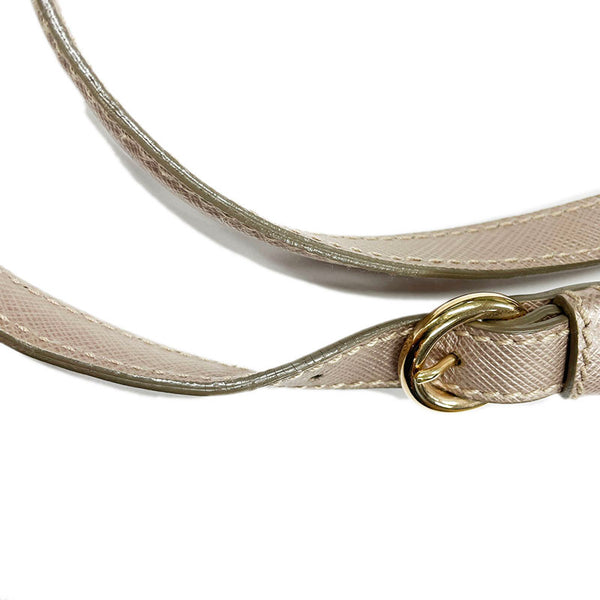 サルヴァトーレフェラガモ ヴァラリボン EE-21 C160 ピンクベージュ ナイロン レザー ハンドバッグ レディース Salvatore Ferragamo 【中古】