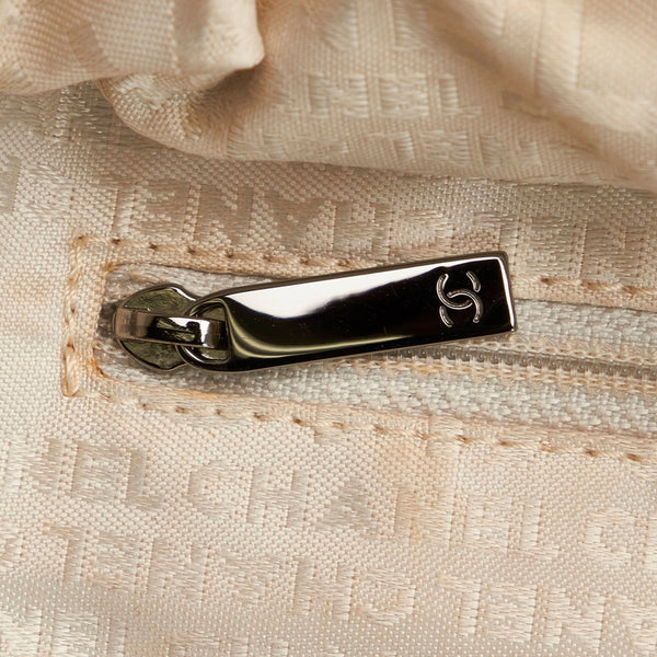 シャネル チョコバー ココマーク ホワイト キャビアスキン ハンドバッグ レディース CHANEL 【中古】