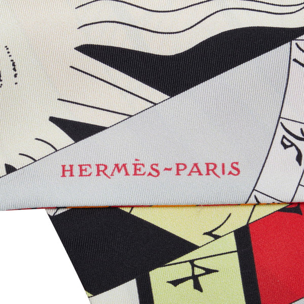 エルメス マキシ ツイリー Astrologie Nouvelle 新たなる占星術 スカーフ オレンジ ベージュ シルク レディース HERMES 【中古】