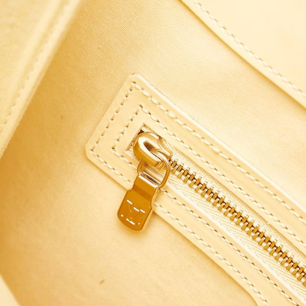 ルイ ヴィトン エピ サントロペ ショルダーバッグ M5246A ヴァニラ イエロー レザー レディース LOUIS VUITTON 【中古】