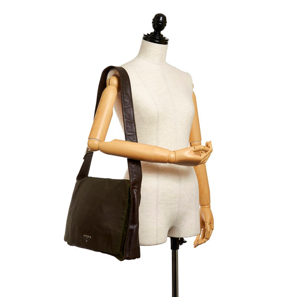 プラダ ポコノ カーキ ナイロン レザー 肩掛け ショルダーバッグ メンズ PRADA 【中古】