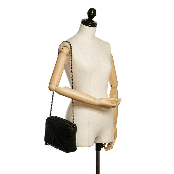 シャネル マトラッセ ココマーク フリンジ チェーン ショルダーバッグ  ブラック ラムスキン レディース CHANEL 【中古】