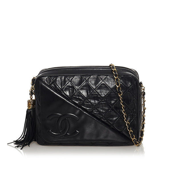シャネル マトラッセ ココマーク フリンジ チェーン ショルダーバッグ  ブラック ラムスキン レディース CHANEL 【中古】