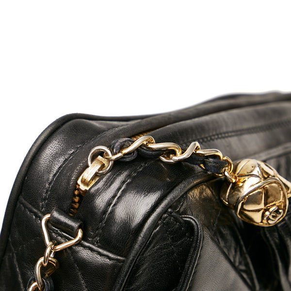 シャネル マトラッセ ココマーク フリンジ チェーン ショルダーバッグ  ブラック ラムスキン レディース CHANEL 【中古】
