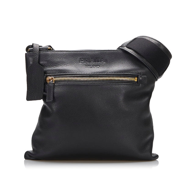 プラダ 斜め掛け ショルダーバッグ ブラック レザー レディース PRADA 【中古】