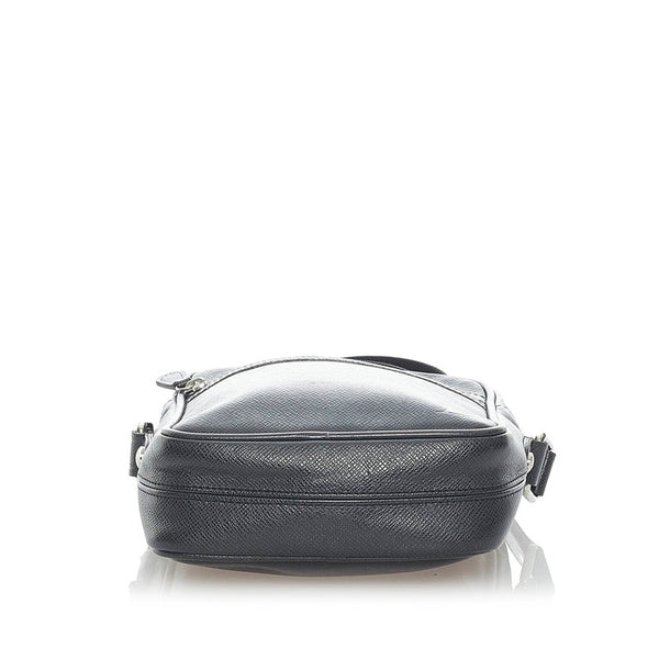 ルイ ヴィトン タイガ ディミトリ 斜め掛け ショルダーバッグ M32462 アルドワーズ レザー メンズ LOUIS VUITTON 【中古】