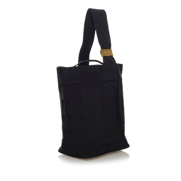 サルヴァトーレフェラガモ ヴァラ ワンショルダーバッグ AU-21 4237 ブラック キャンバス レザー レディース Salvatore Ferragamo 【中古】