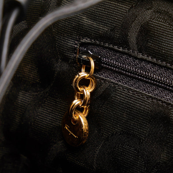 サルヴァトーレフェラガモ ヴァラ ワンショルダーバッグ AU-21 4237 ブラック キャンバス レザー レディース Salvatore Ferragamo 【中古】