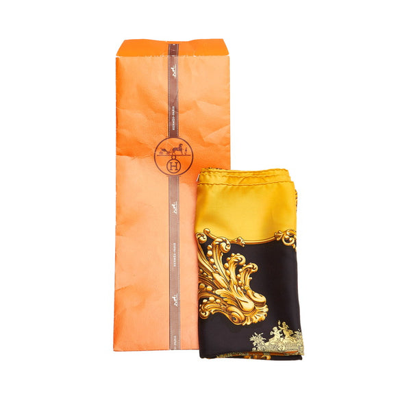 エルメス カレ90 Carrosses d'Or 金の馬車 スカーフ ブラック ゴールド シルク レディース HERMES 【中古】