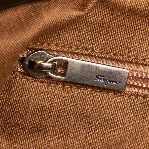 サルヴァトーレフェラガモ ガンチーニ ハンドバッグ EZ-21 7804 ブラック パテントレザー レディース Salvatore Ferragamo 【中古】