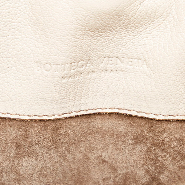 ボッテガヴェネタ イントレチャート ショルダーバッグ ベージュ ホワイト レザー レディース BOTTEGAVENETA 【中古】